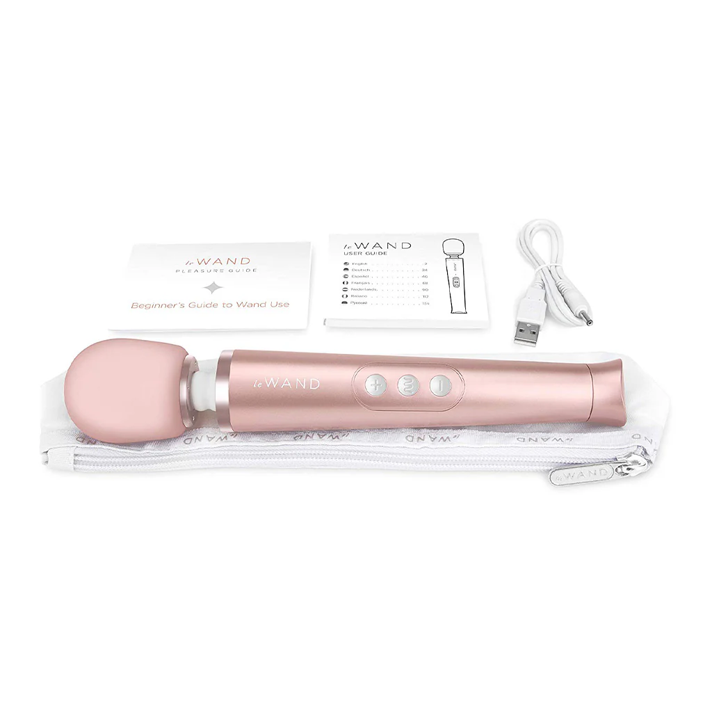 Le Wand Petite Massager - Image 9